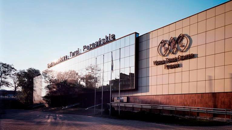 Апартаменты Chillout Polna - Parking Познань Экстерьер фото