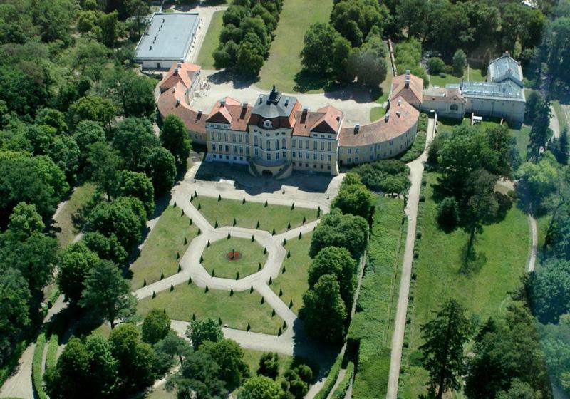 Апартаменты Chillout Polna - Parking Познань Экстерьер фото